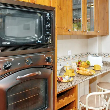 Welcoming House In With Private Parking Ávila