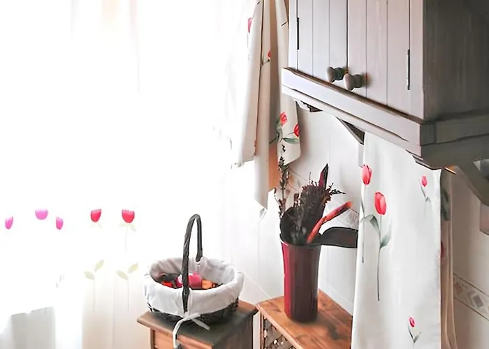 Welcoming House In With Private Parking Vakantiehuis