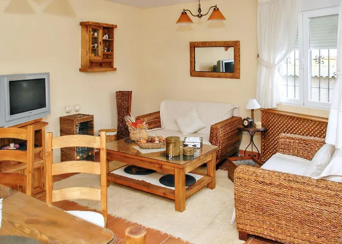 Vakantiehuis Welcoming House In With Private Parking Ávila